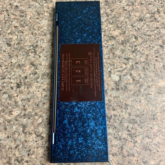 Like New 💫 Charlotte Tilbury Eyeshadow Palette - Picture 5 of 6